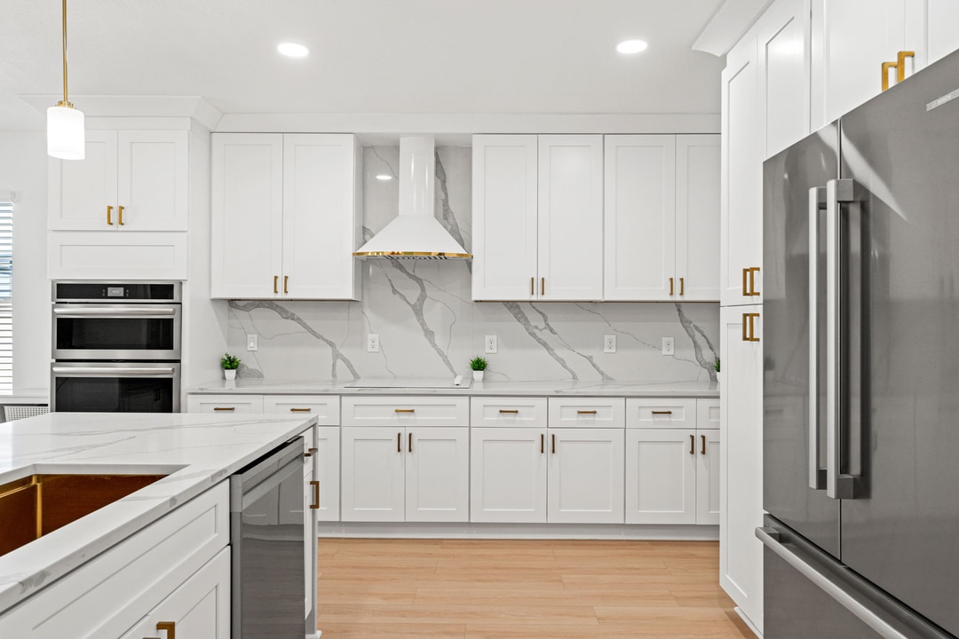 Property p14 image 10