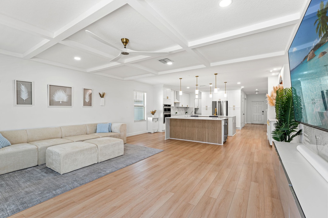 Property p14 image 20