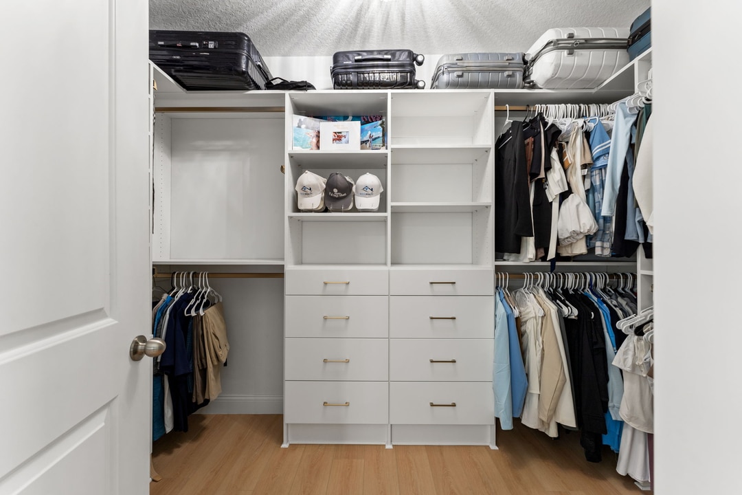 Property p14 image 35