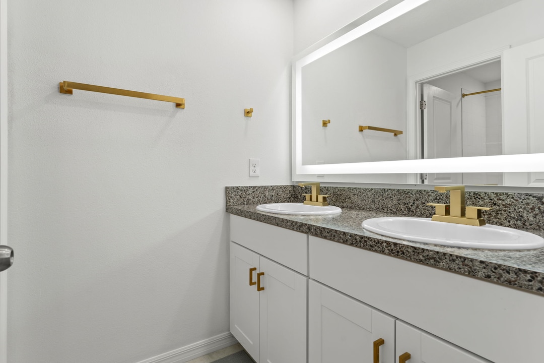 Property p14 image 48