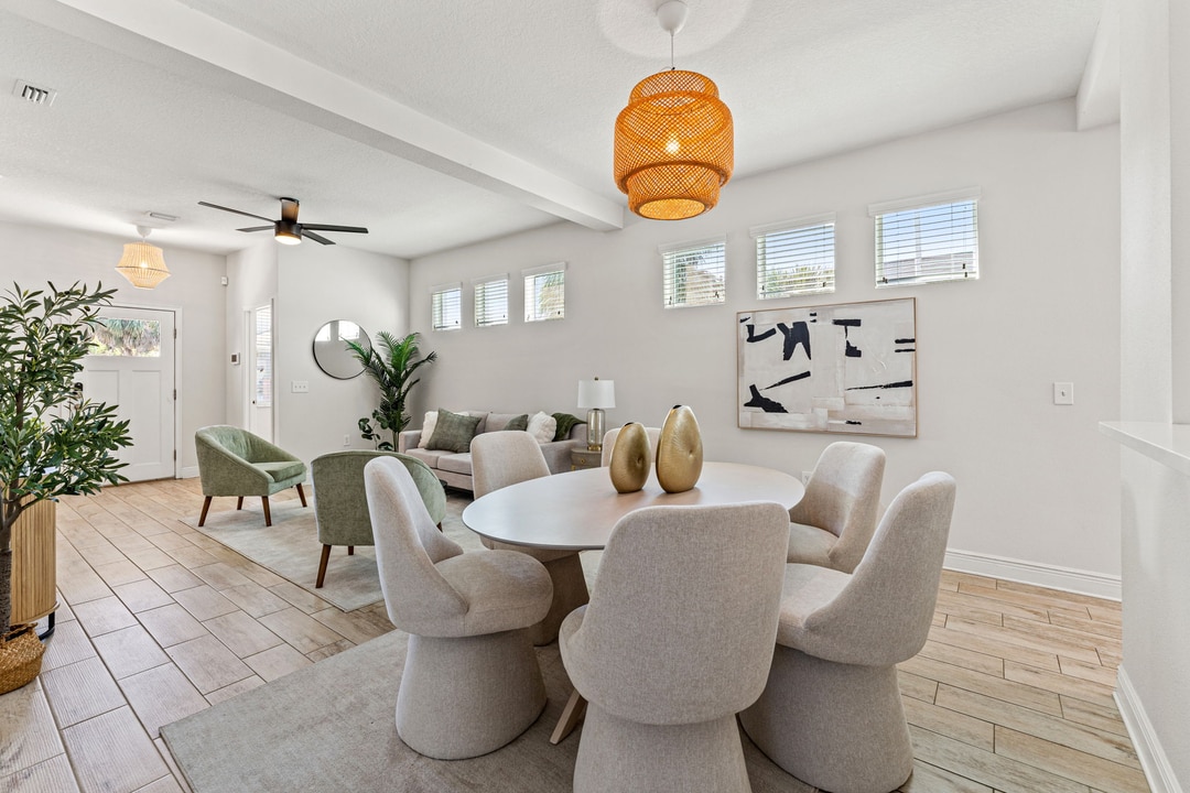 Property p7 image 19